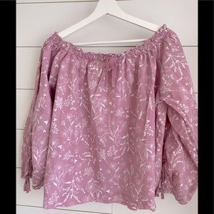 Victoria’s Secret off the shoulders blouse size Large